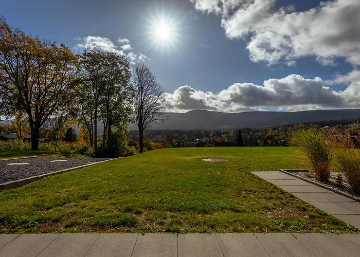 Rentplanet - Izerska 斯克拉斯卡波伦巴